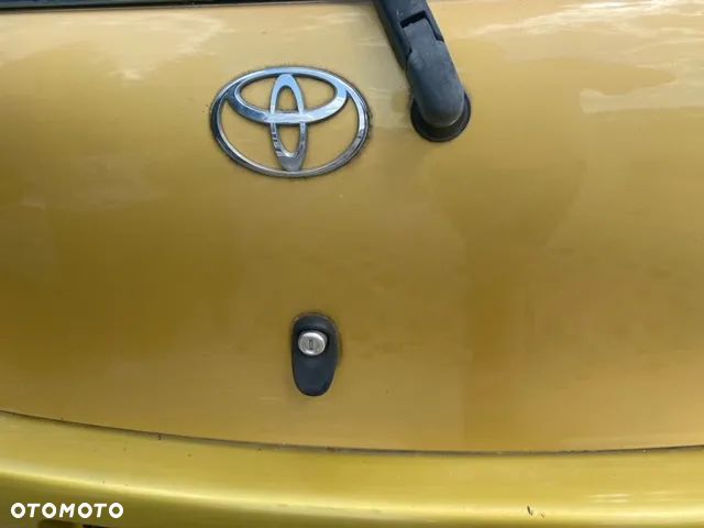 KLAPA BAGAŻNIKA TOYOTA YARIS I 580 3 DRZWI - 2