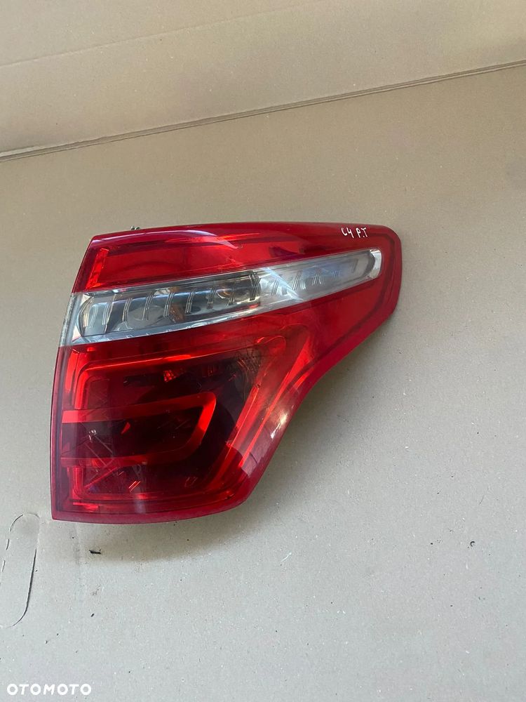 LAMPA PRAWA TYŁ TYLNA CITROEN C4 PICASSO - 1