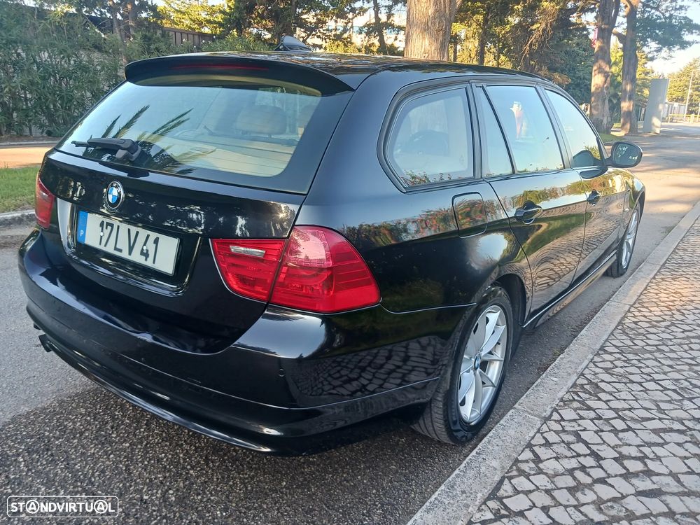 BMW 318 d Navigation - 13