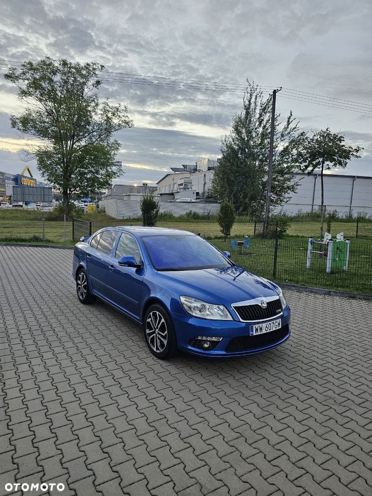 Skoda Octavia 2.0 TFSI RS DSG - 4