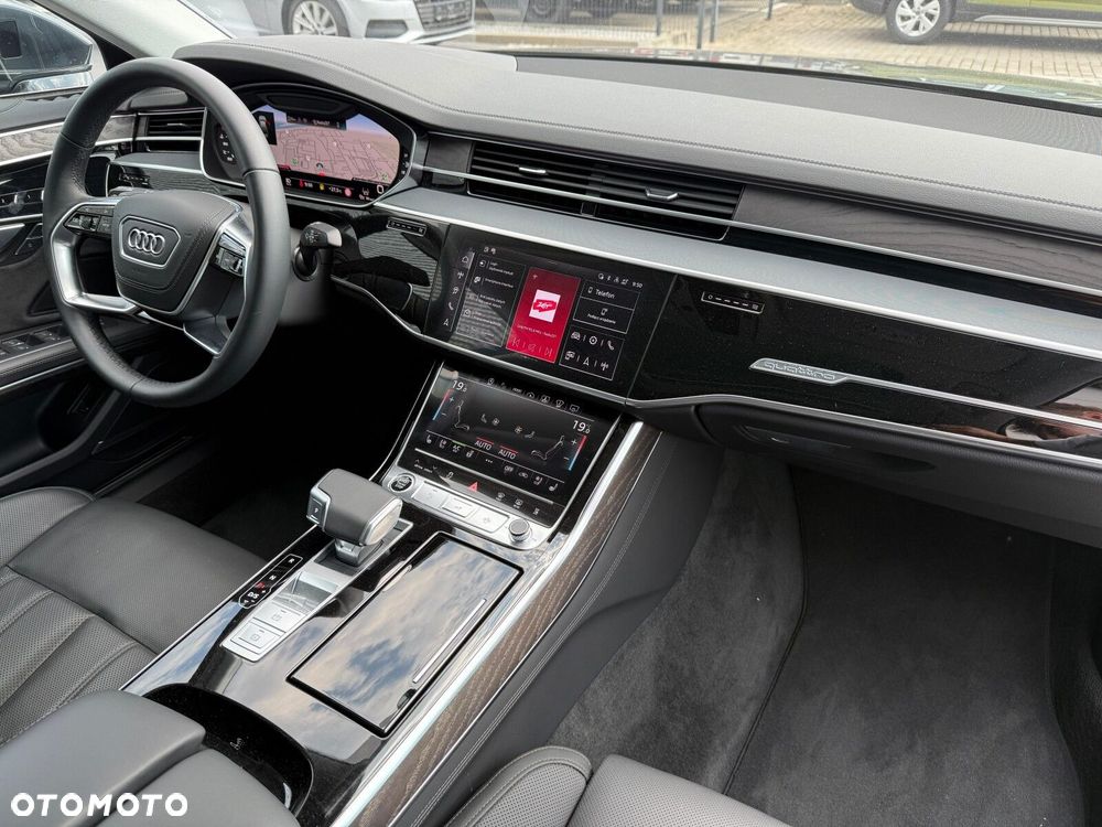 Audi A8 - 26