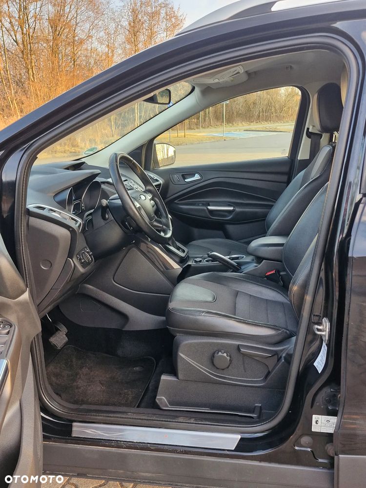 Ford Kuga 2.0 TDCi 4x4 Titanium - 14