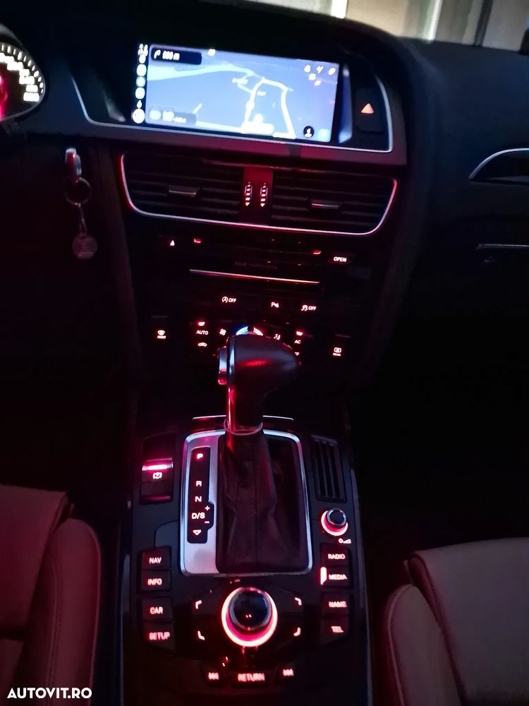 Audi A4 2.0 TDI DPF multitronic Ambition - 24