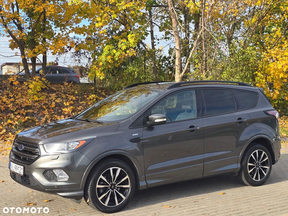 Ford Kuga 1.5 EcoBoost 2x4 ST-Line - 36