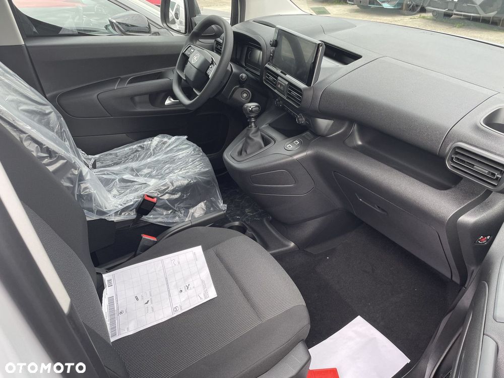 Opel Combo Cargo Combo Cargo L1 650kg 1.5 Diesel S&S 102 KM MT6 - 22