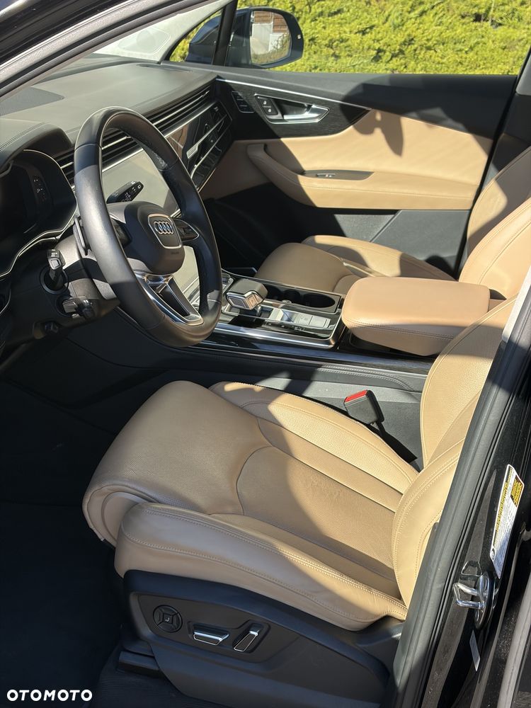 Audi Q7 - 4