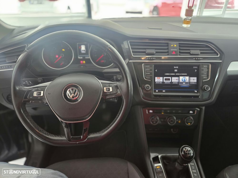 VW Tiguan 1.6 TDI Confortline - 15