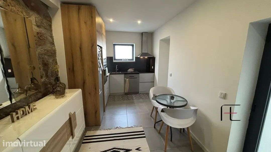 Moradia T2 Renovada com Terraços Valbom Gondomar - Grande imagem: 3/11
