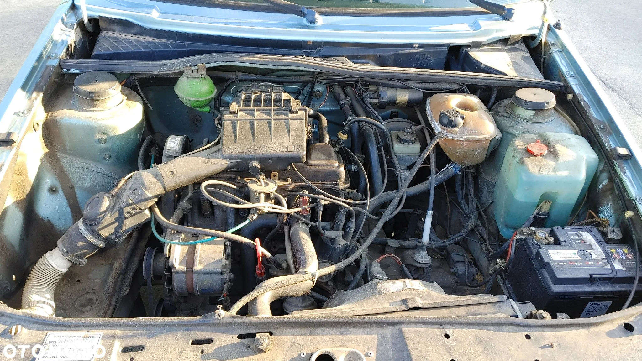 Volkswagen Golf 1.6 GL - 12