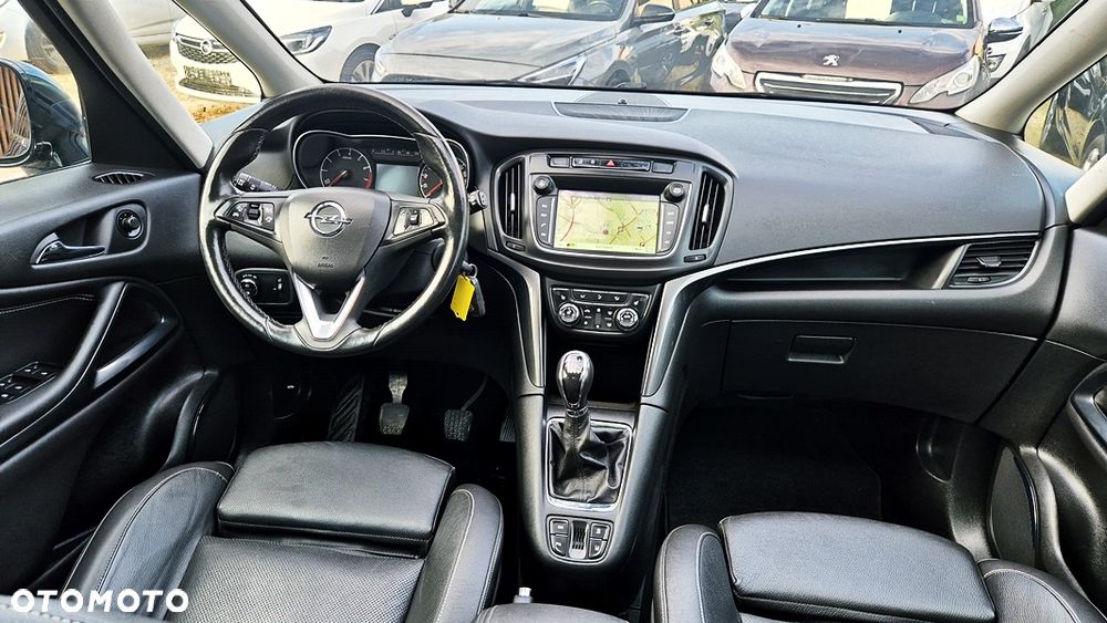 Opel Zafira 1.4 T Cosmo - 31
