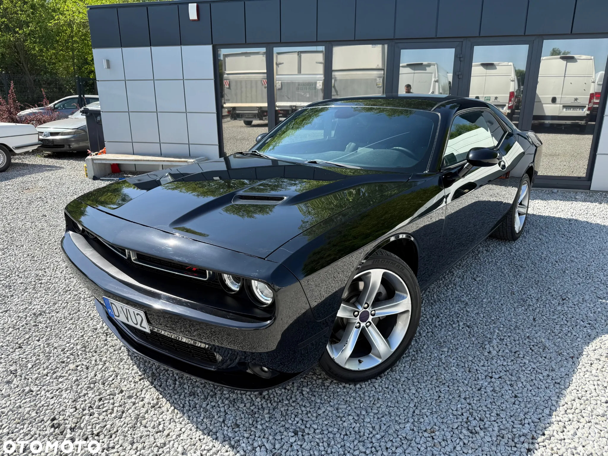 Dodge Challenger - 19