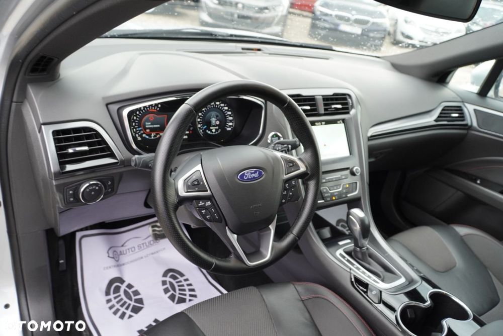 Ford Mondeo 1.5 EcoBoost ST-Line - 11