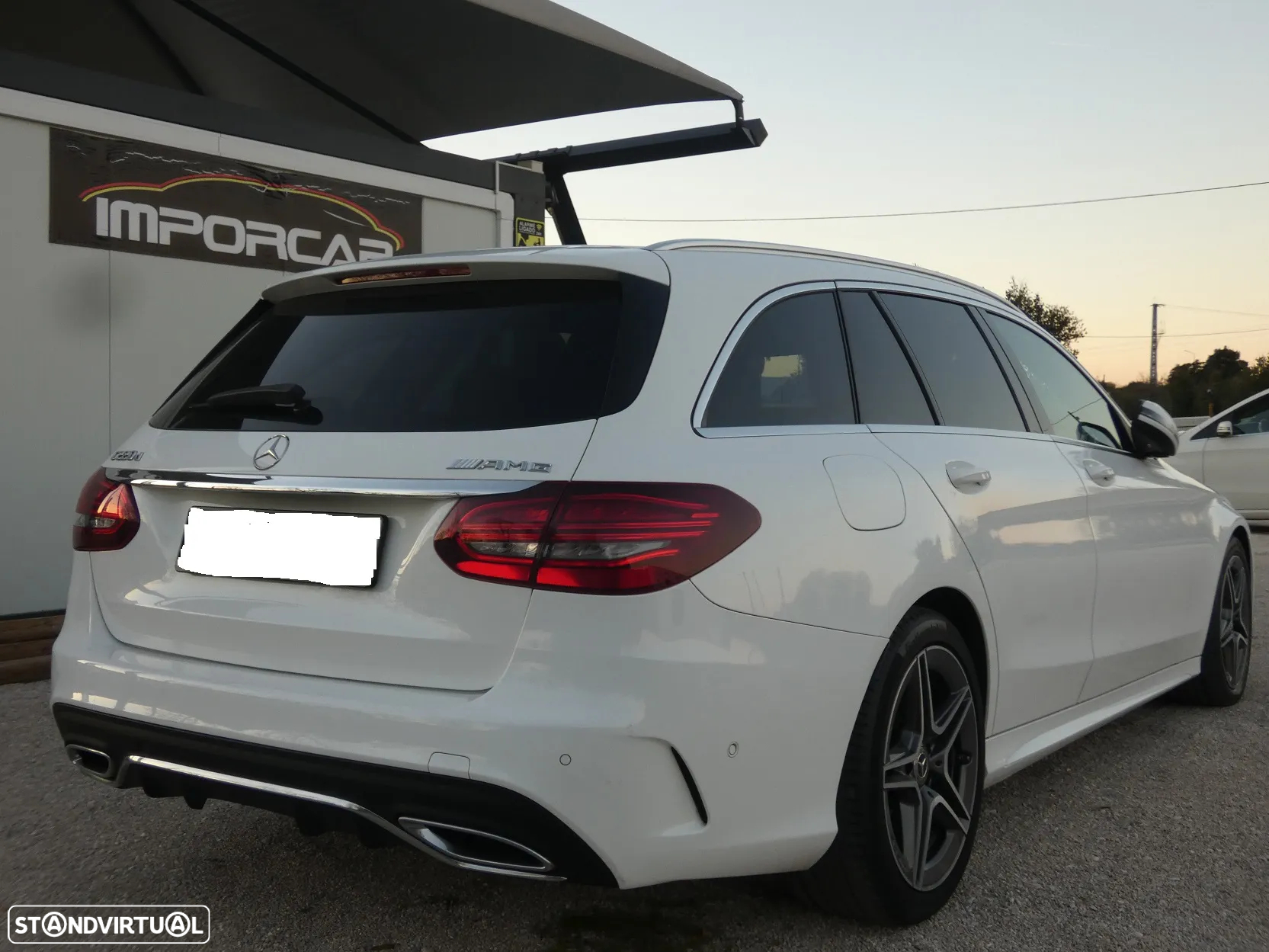 Mercedes-Benz C 220 d AMG Line - 2