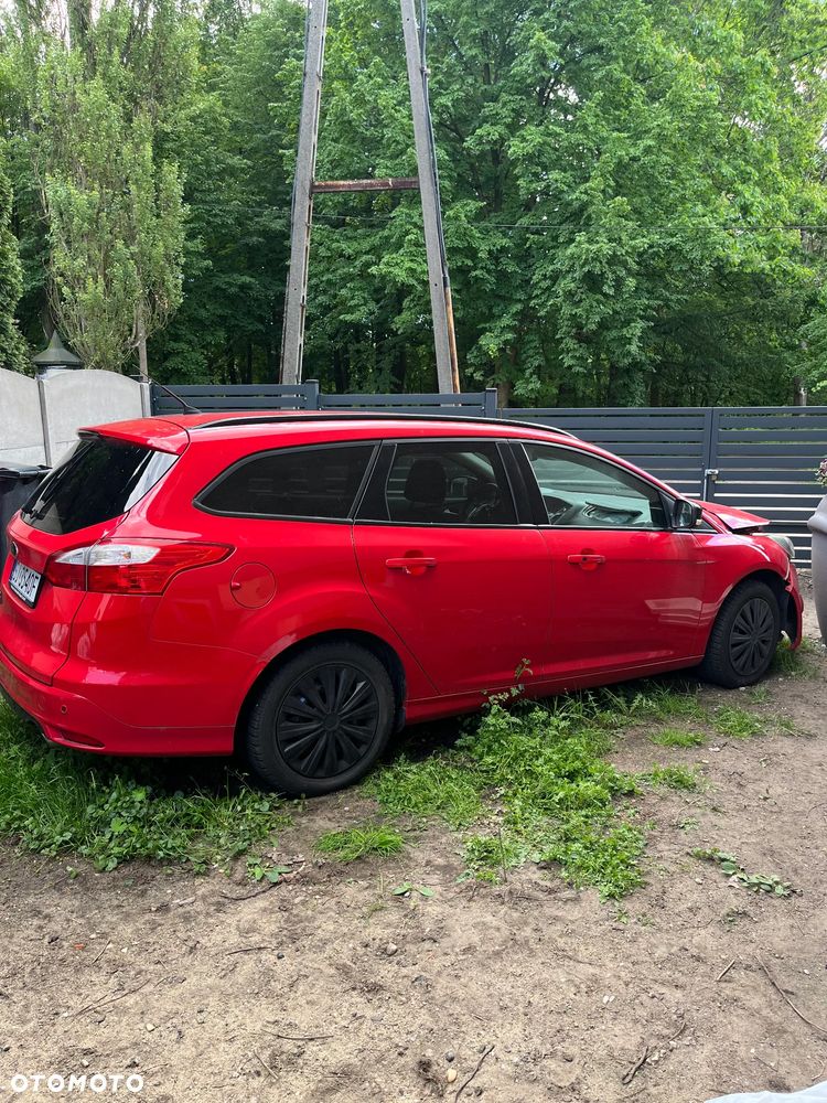 Ford Focus 1.6 EcoBoost Start-Stopp-System Titanium - 5