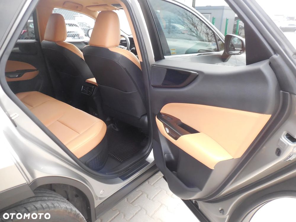 Lexus NX - 14