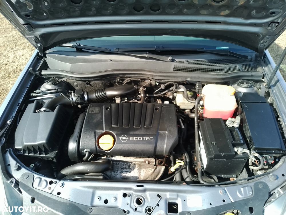Opel Astra 1.8i Essentia - 9