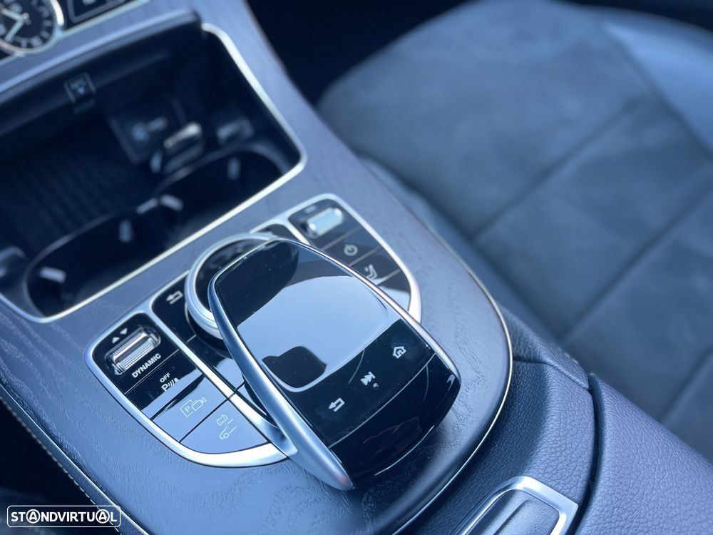 Mercedes-Benz E 300 de 9G-TRONIC AMG Line - 32