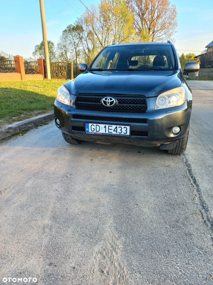 Toyota RAV4 2.2 D-4D Premium - 32