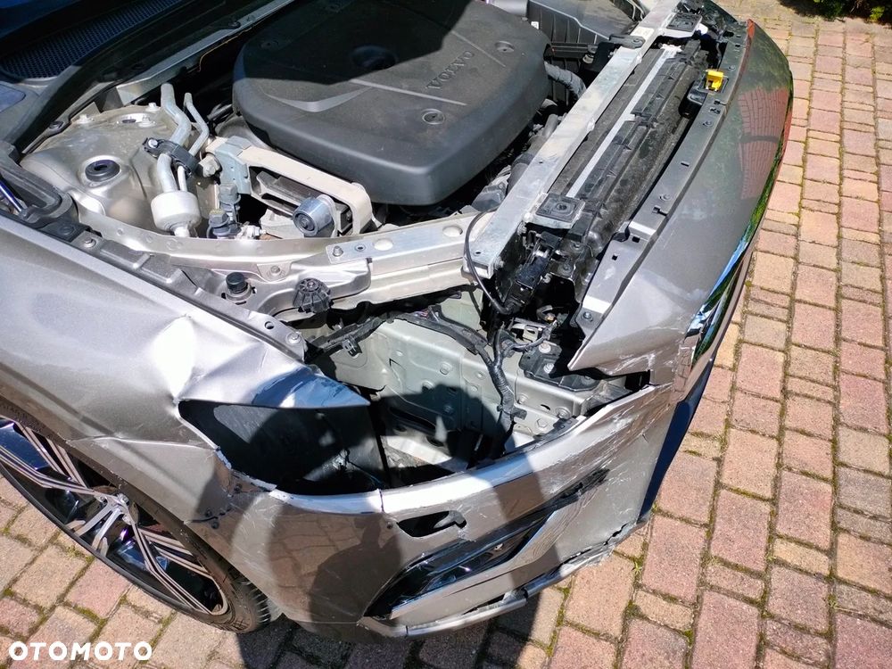 Volvo V60 T6 AWD R-Design - 30