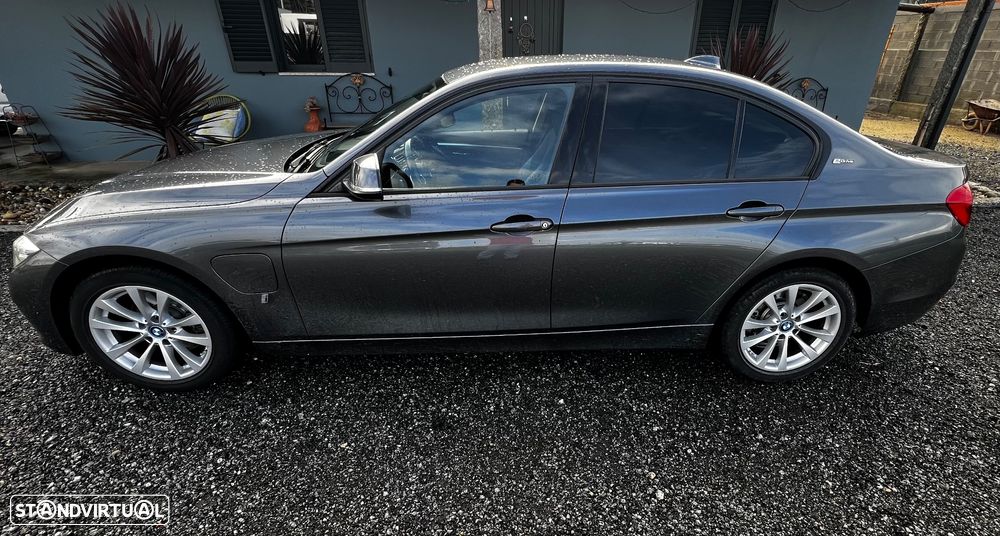 BMW 330 - 11