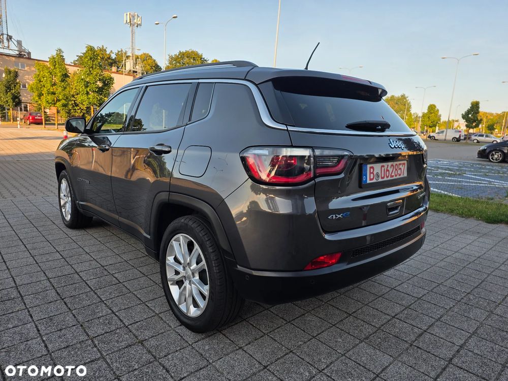 Jeep Compass - 8