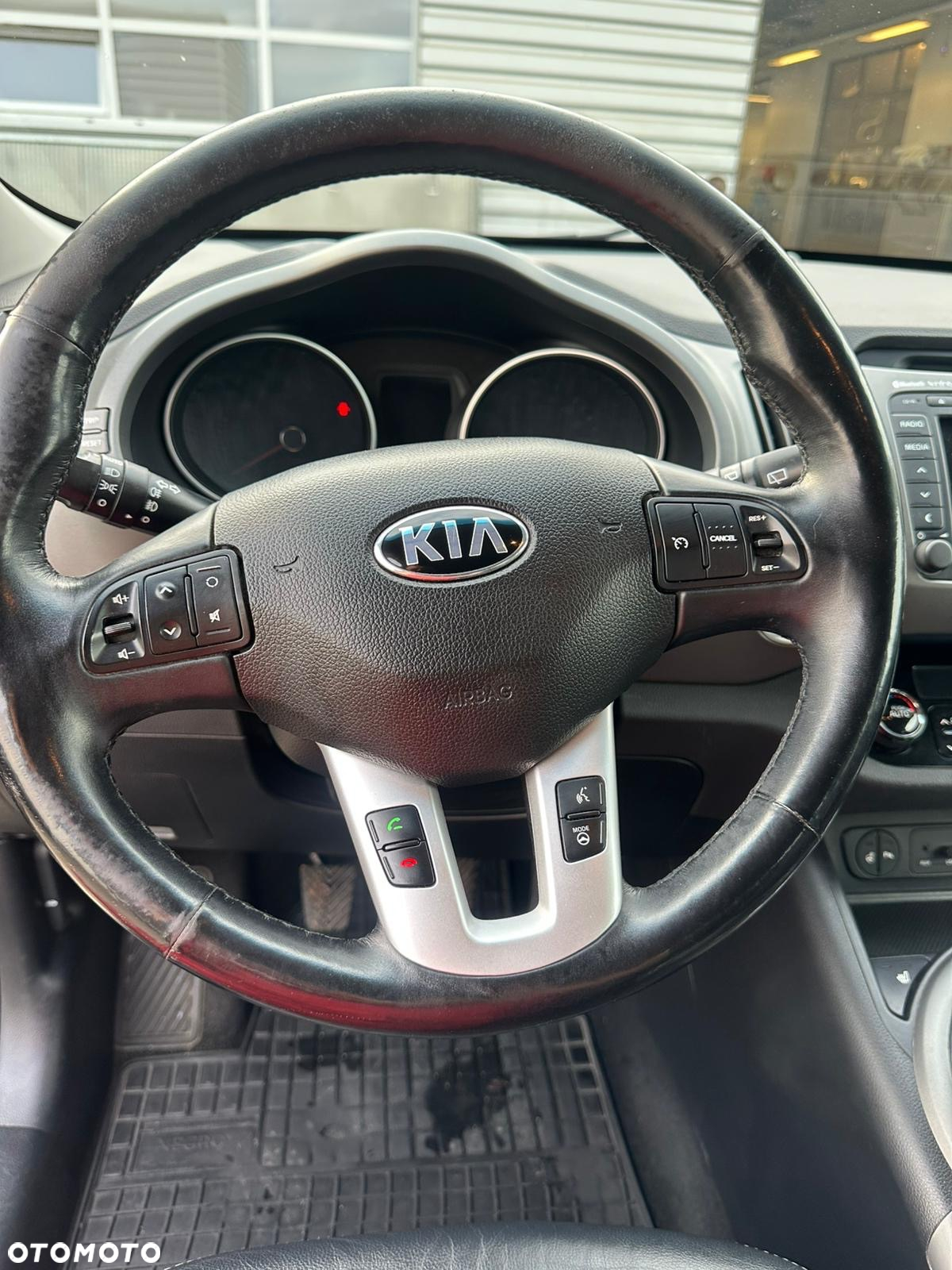 Kia Sportage 2.0 CRDI XL AWD - 9