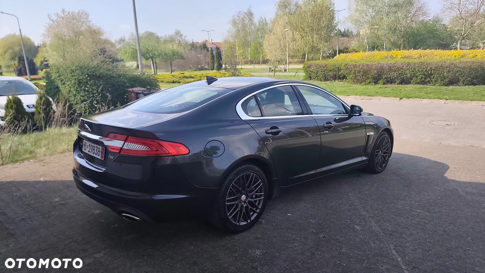 Jaguar XF 3.0 V6 S Premium Luxury - 32