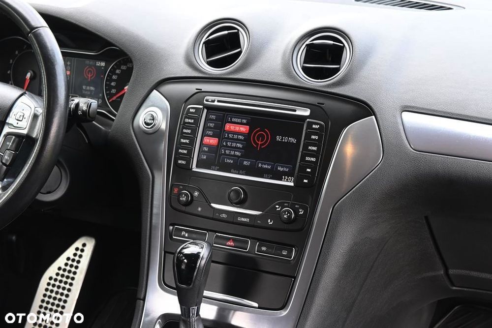 Ford Mondeo - 33