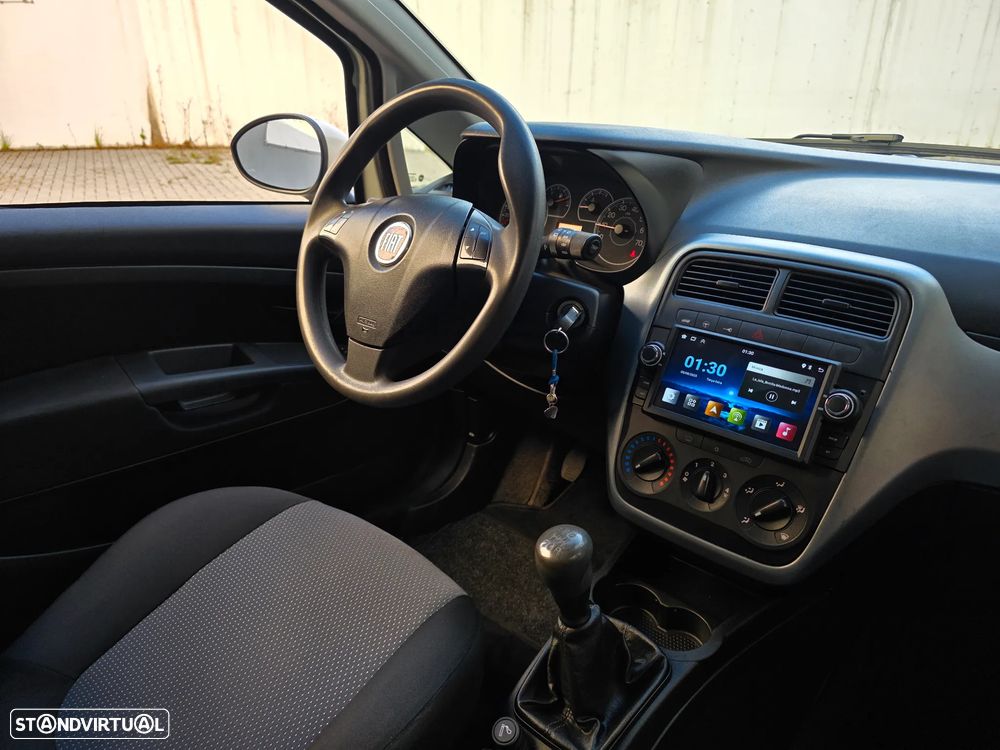 Fiat Punto Van - 37