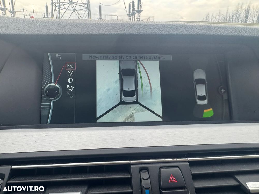 BMW Seria 5 525d Sport-Aut. Luxury Line - 34