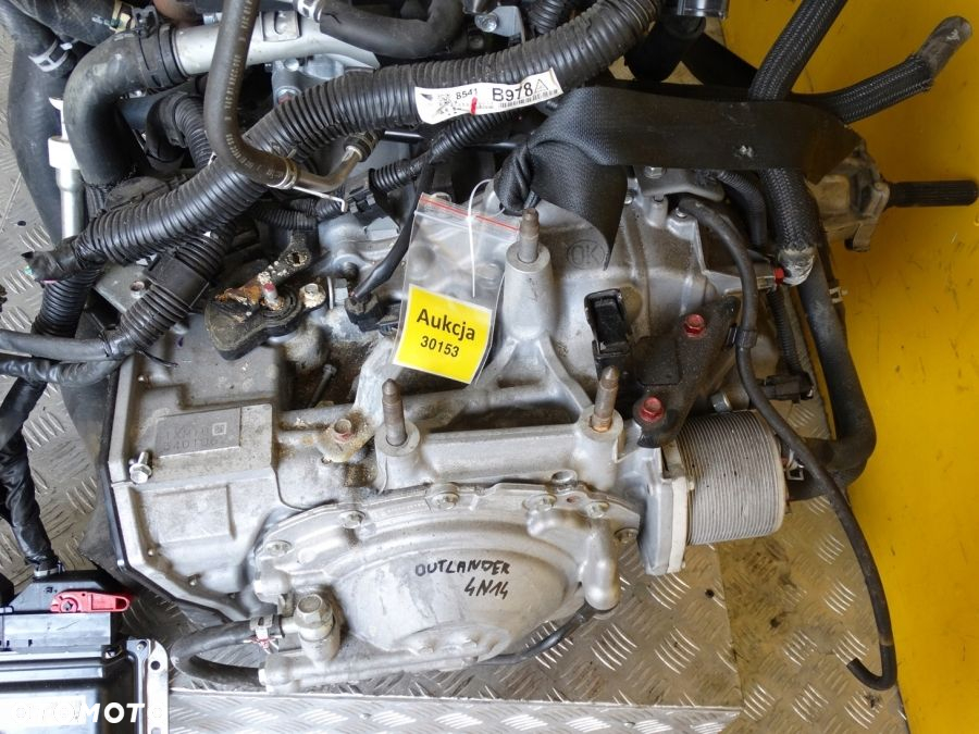 MITSUBISHI OUTLANDER III SKRZYNIA BIEGÓW 2.2 D 4WD - 6