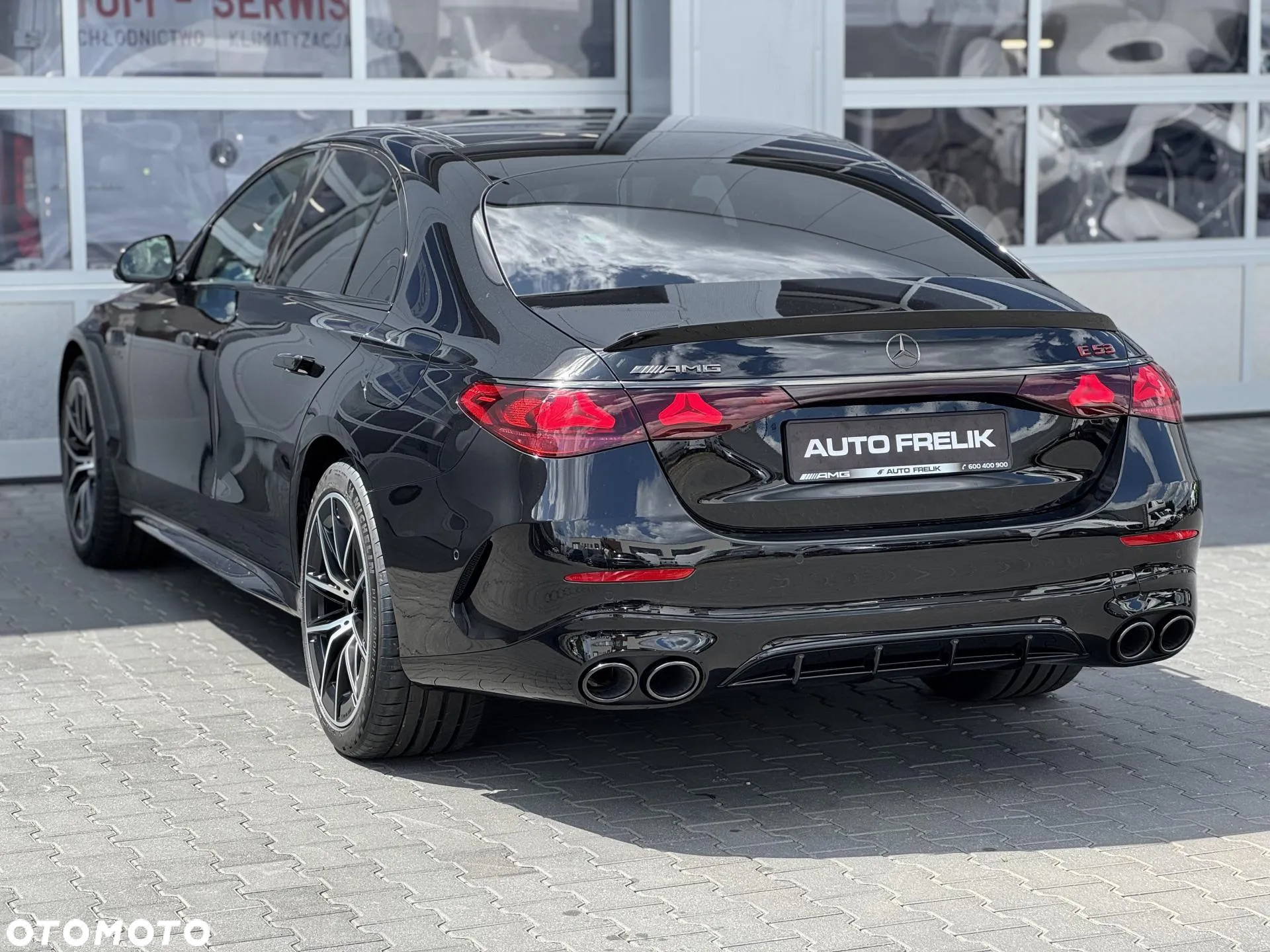 Mercedes-Benz Klasa E AMG 53 PHEV 4Matic+ 9G-Tronic TCT - 11