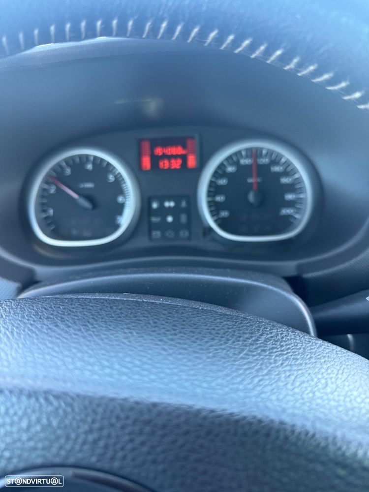Dacia Duster 1.5 dCi Prestige - 2
