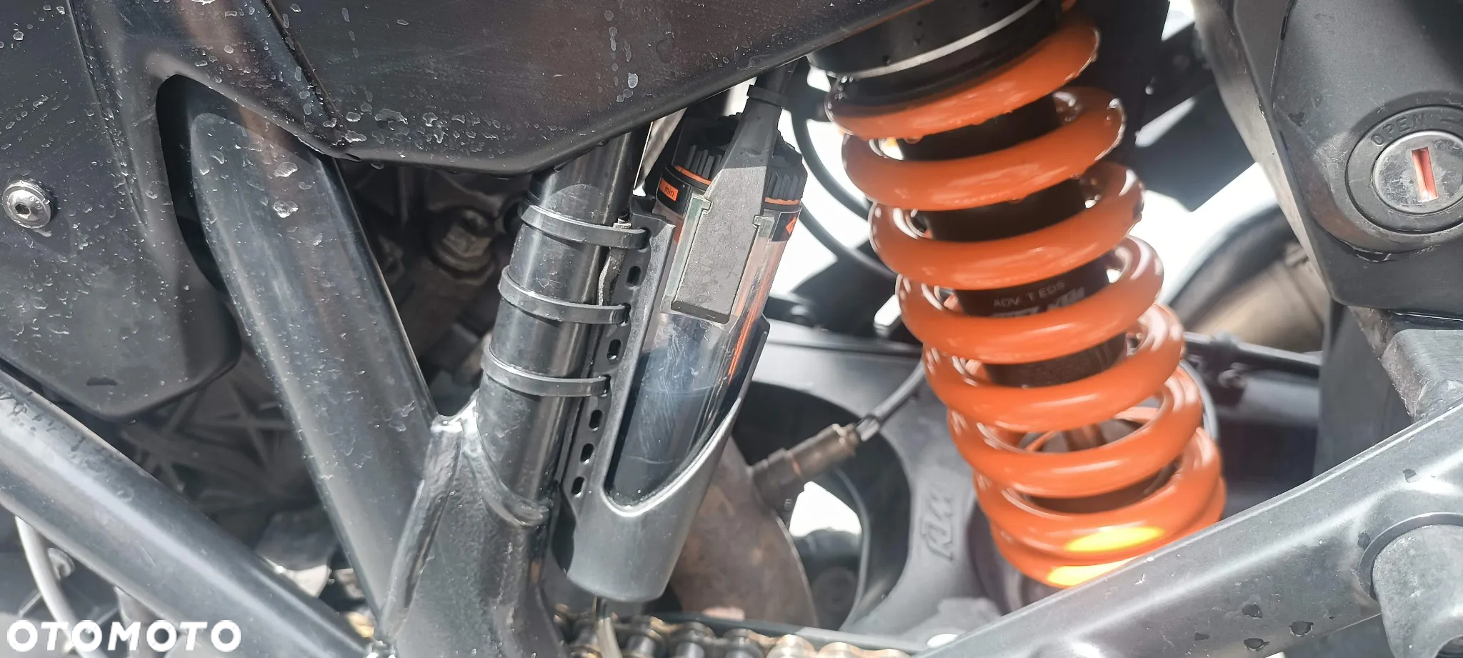 KTM Adventure - 11