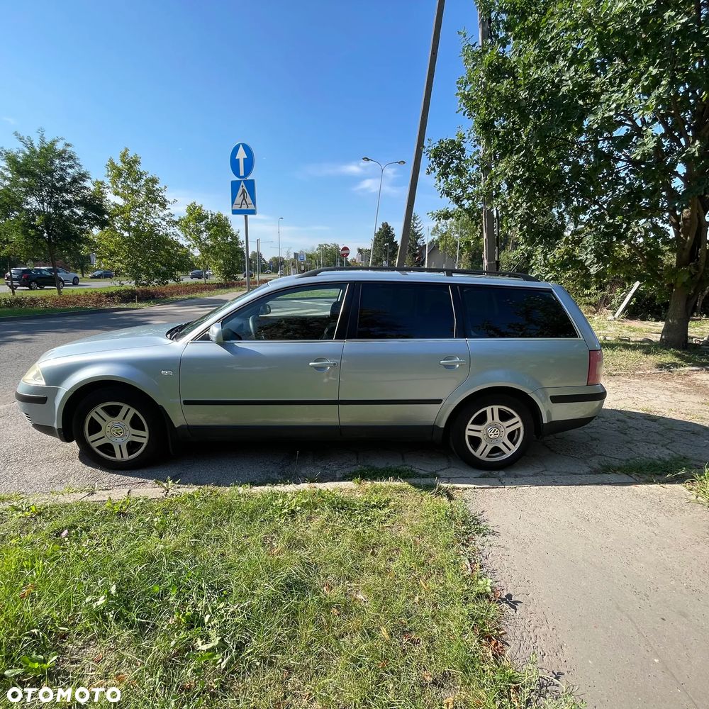 Volkswagen Passat 1.8T Comfortline - 4