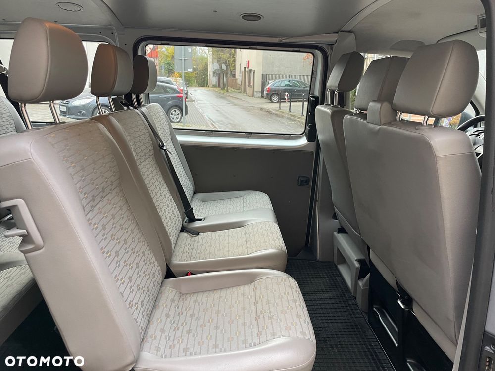 Volkswagen Transporter T5 TDI L2 - 10