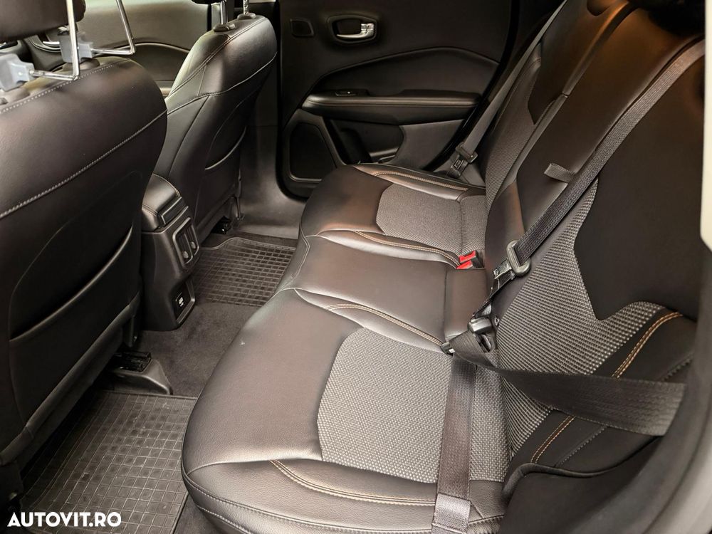Jeep Compass 2.0 M-Jet 4x4 AT Limited - 6