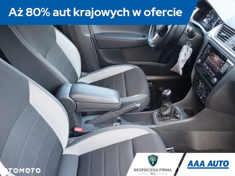 Skoda RAPID - 10