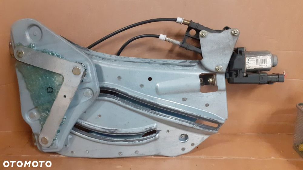 #PODNOŚNIK SZYBY PRAWY TYŁ RENAULT MEGANE II nr D099043 - 4