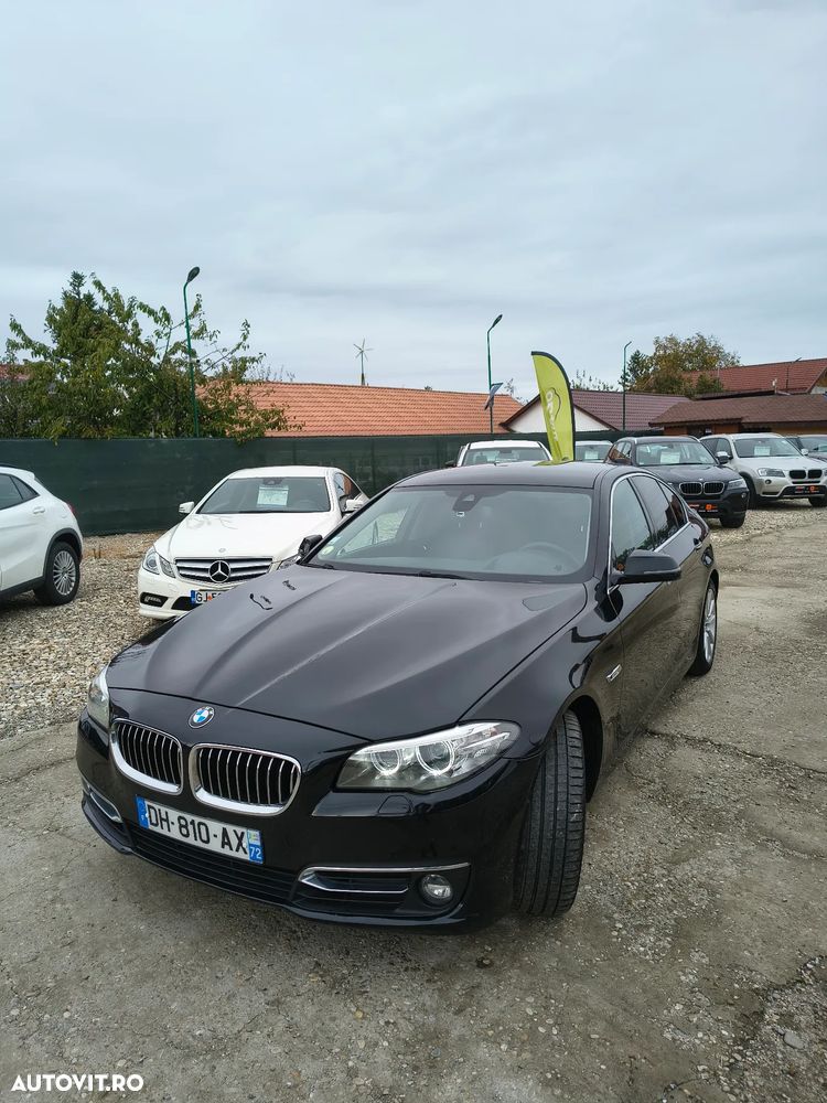 BMW Seria 5 530d Aut. Luxury Line - 2