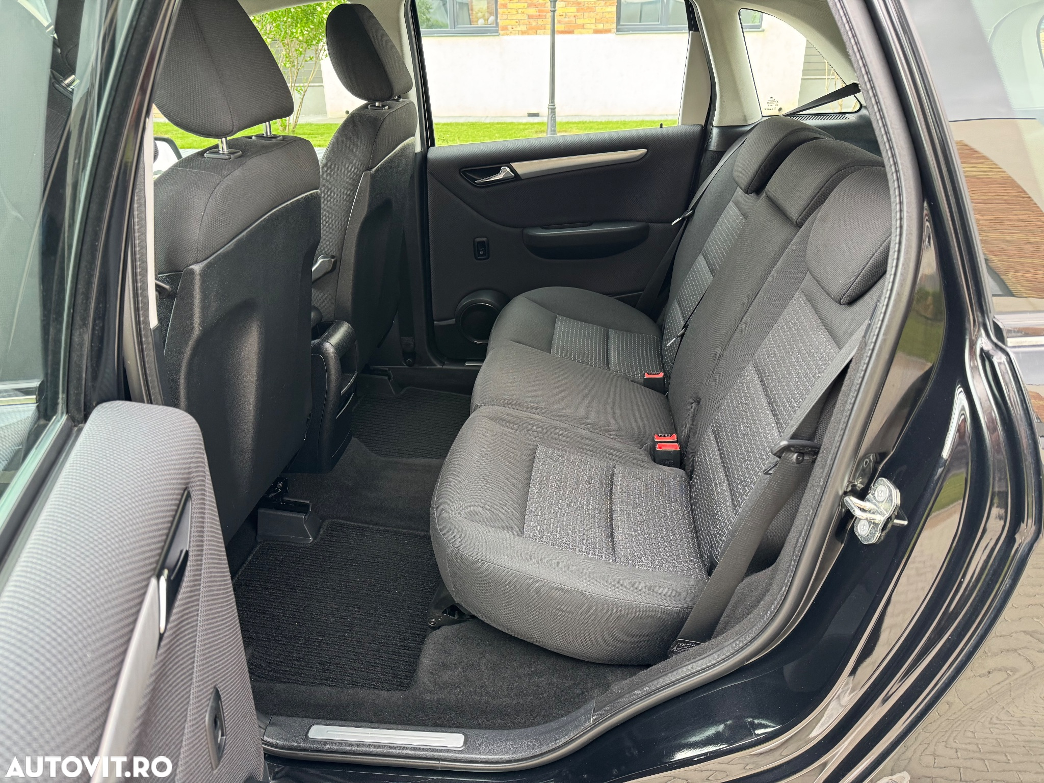 Mercedes-Benz B 180 CDI DPF Autotronic SPORT EDITION - 8
