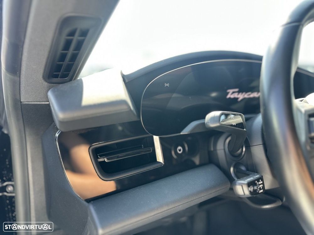 Porsche Taycan Sport Turismo bateria Performance Plus - 19