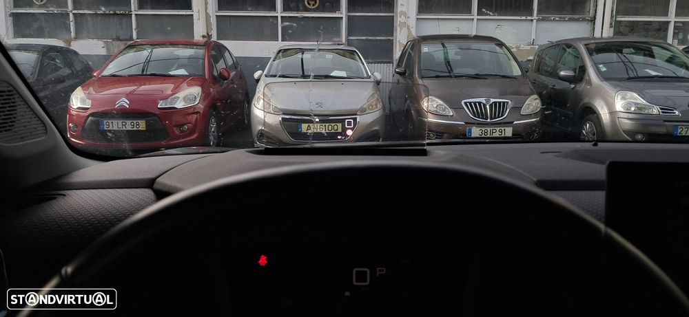 Citroën C4 1.5 BlueHDi Shine EAT8 - 7