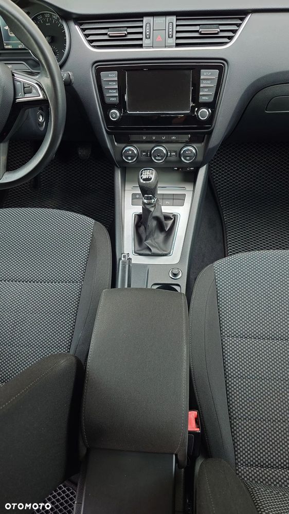 Skoda Octavia 1.4 TSI Ambition - 18