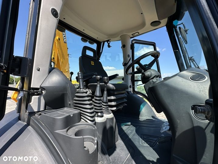 JCB 4CX ECO - 26