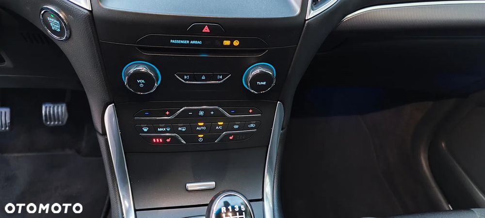Ford Edge 2.0 EcoBlue 4x4 Trend - 33