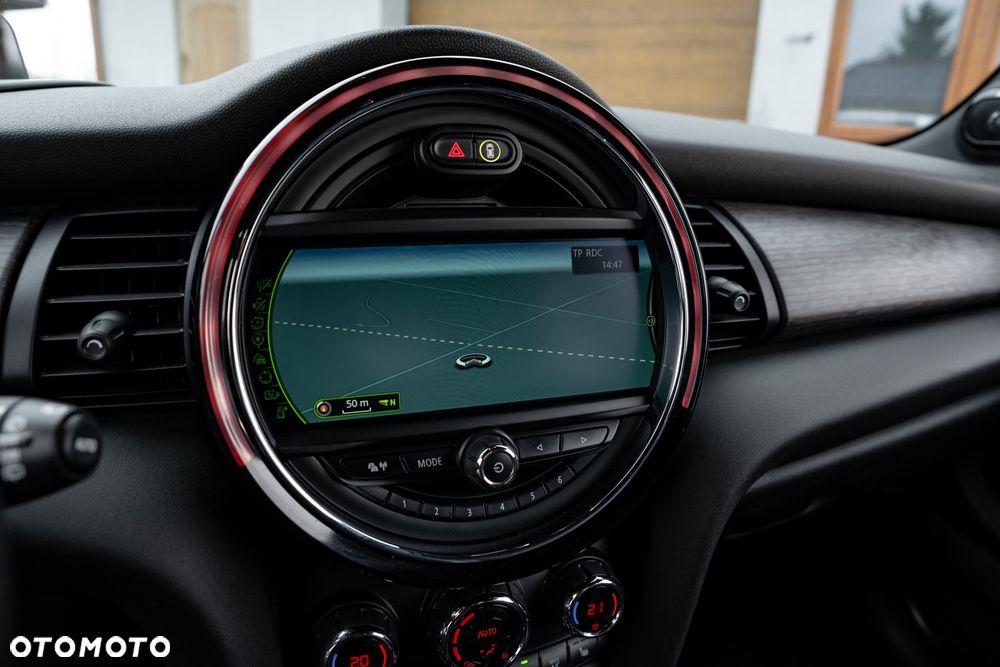 MINI Cooper S Sport-Aut - 32