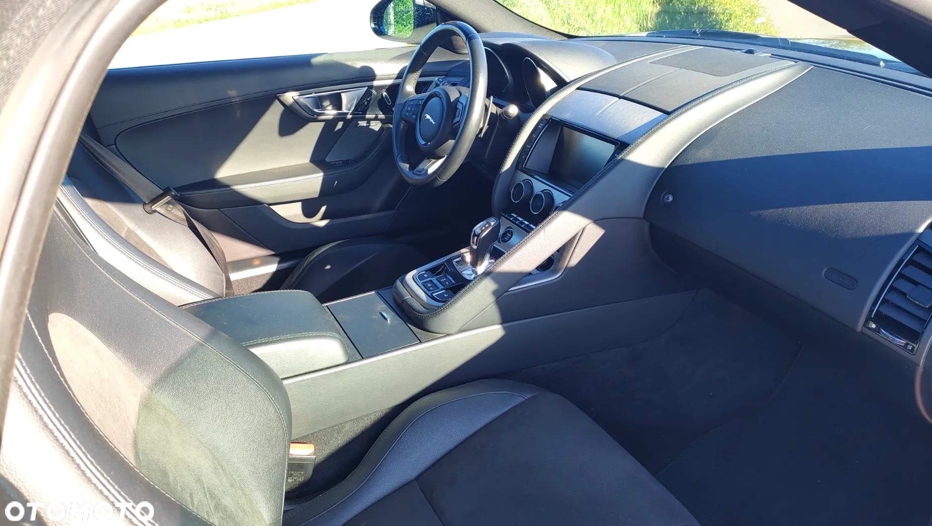 Jaguar F-Type Cabriolet - 7