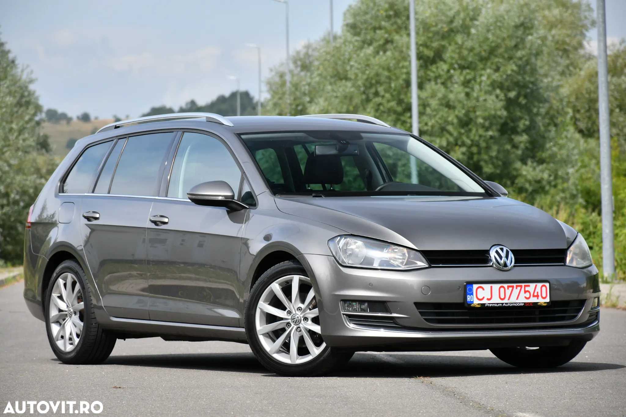 Volkswagen Golf 1.6 TDI DPF BMT Highline - 14