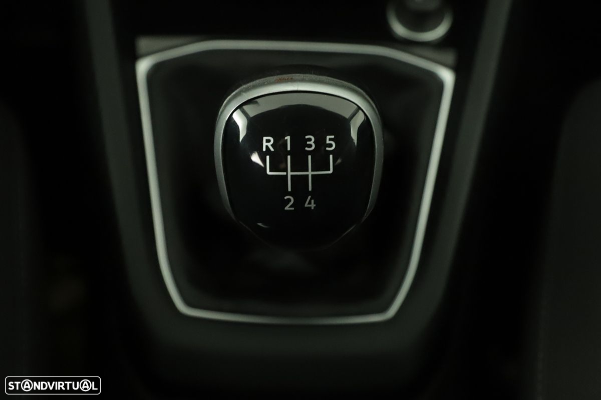 VW T-Cross 1.0 TSI - 11